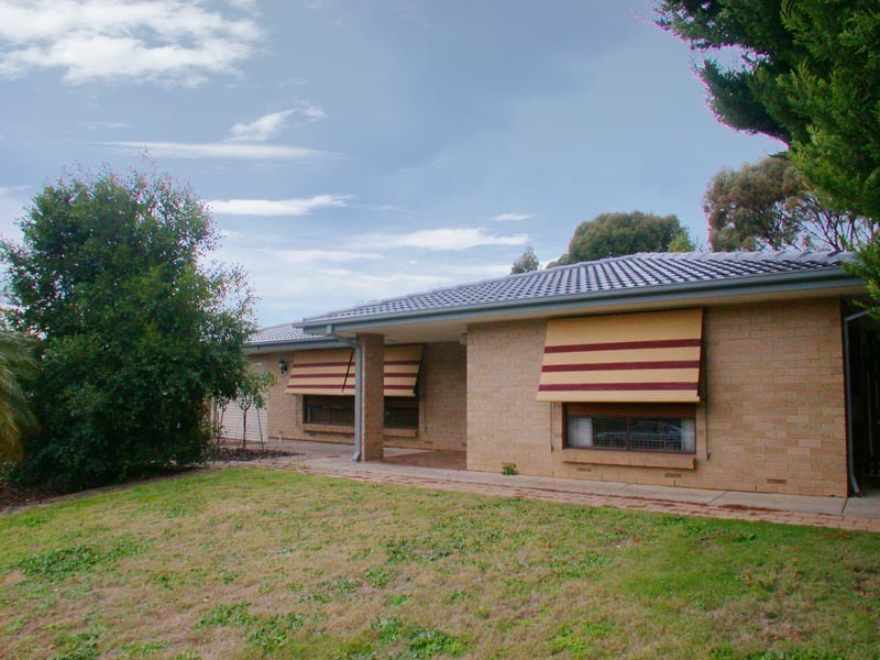 33 Southbound Avenue, Aberfoyle Park SA 5159