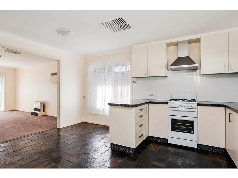 34 Kathryn Drive, Morphett Vale SA 5162