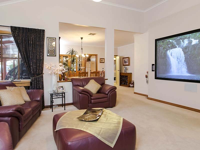7 Arabian Drive, Woodcroft SA 5162