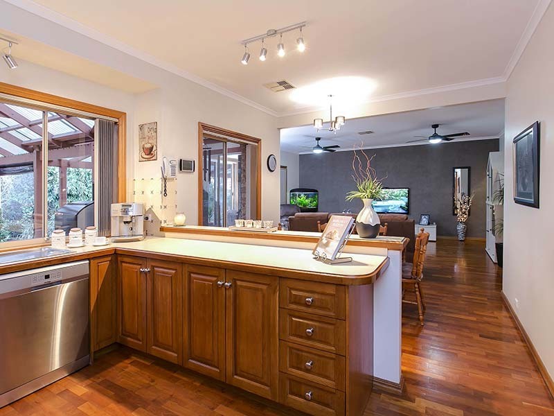7 Arabian Drive, Woodcroft SA 5162