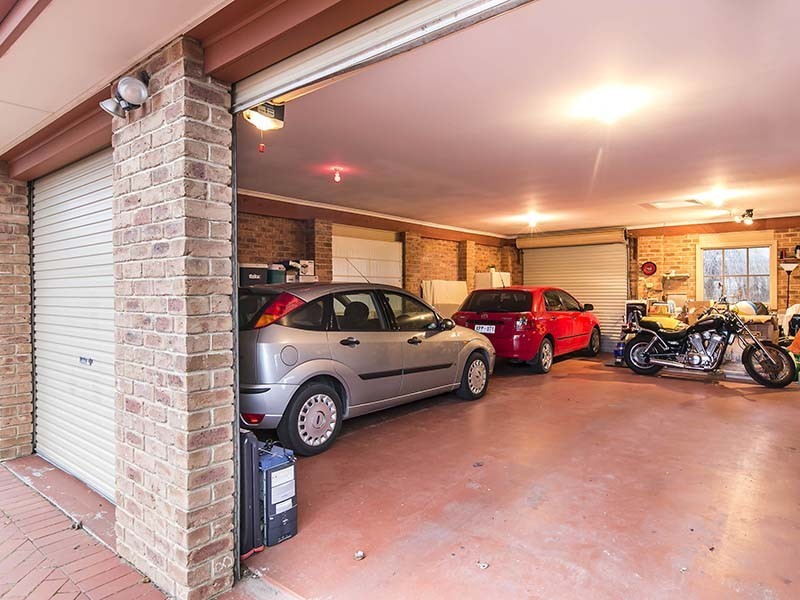 7 Arabian Drive, Woodcroft SA 5162