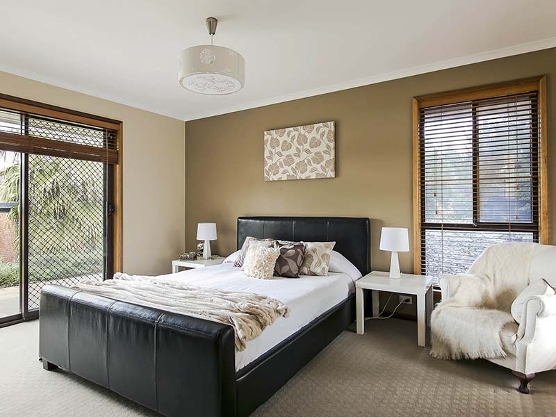 6 Mustang Crescent, Woodcroft SA 5162