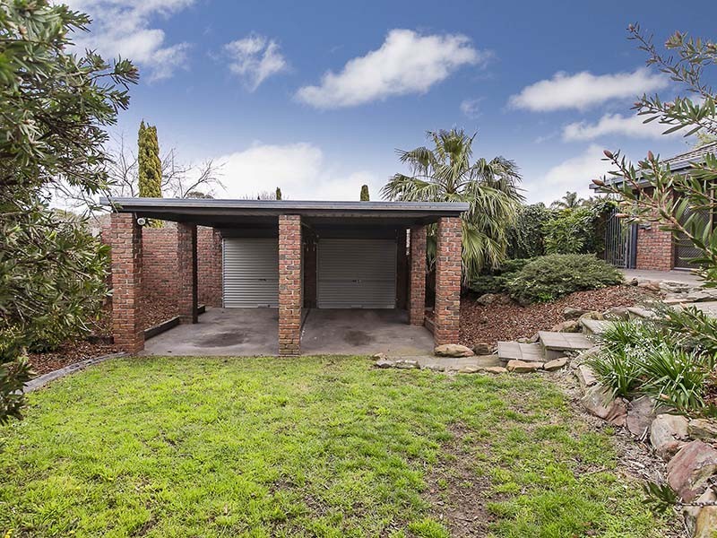 6 Mustang Crescent, Woodcroft SA 5162