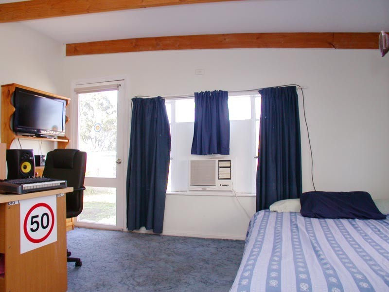 93 States Road, Morphett Vale SA 5162