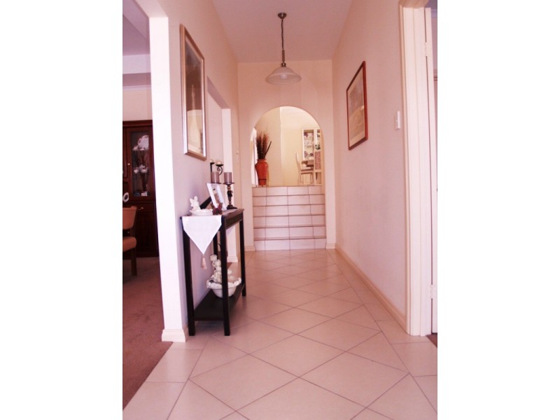 7 Noosa Court, Seaford Rise SA 5169