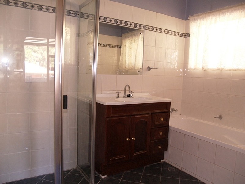 12 Clive Street, Morphett Vale SA 5162