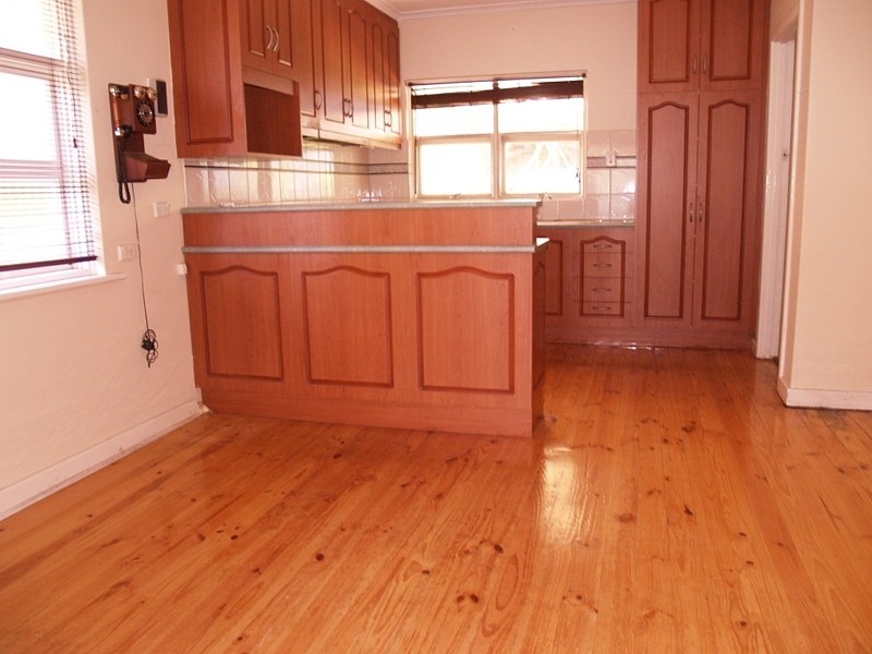 12 Clive Street, Morphett Vale SA 5162