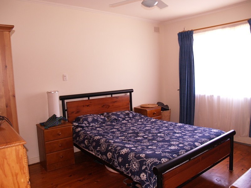24 Bains Road, Morphett Vale SA 5162