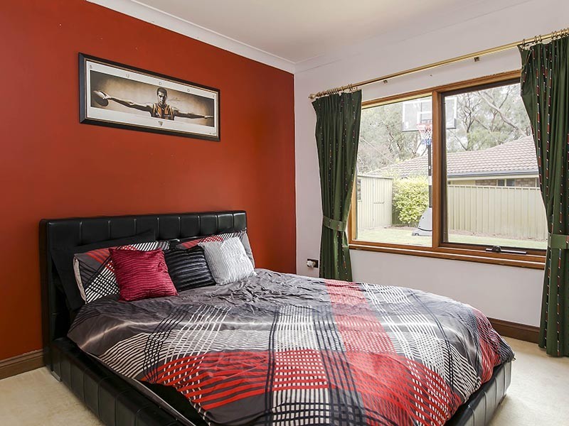 4 Horseshoe Drive, Woodcroft SA 5162