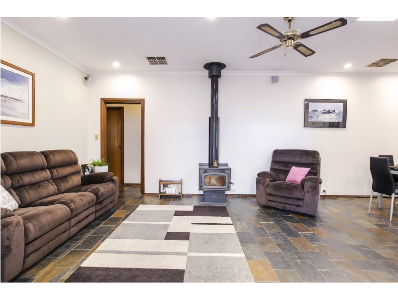 22 Jutland Parade, Woodcroft SA 5162