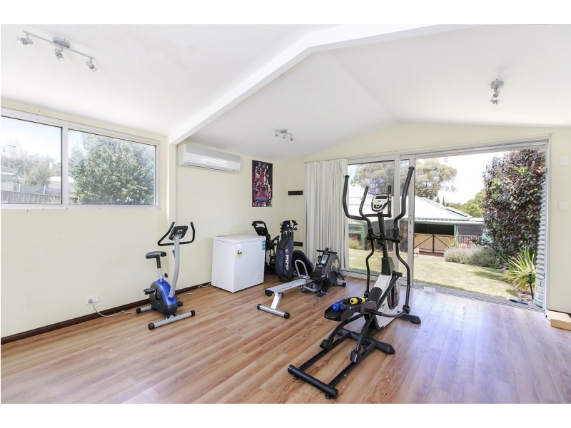 22 Jutland Parade, Woodcroft SA 5162