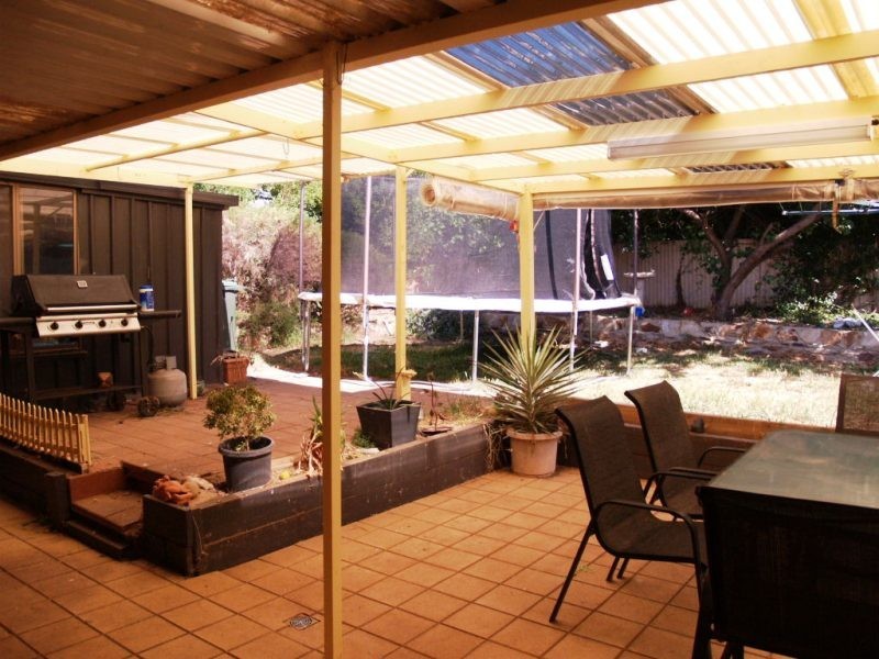 32 Doctors Road, Hackham SA 5163