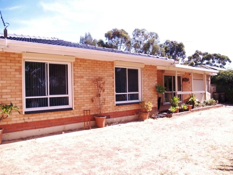 32 Doctors Road, Hackham SA 5163