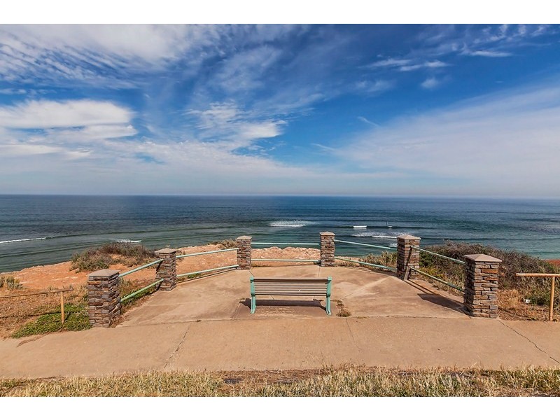 69 Cliff Avenue, Port Noarlunga South SA 5167