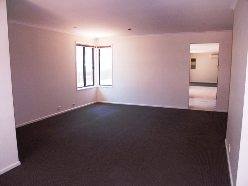 14 Martinique Drive, Seaford Rise SA 5169