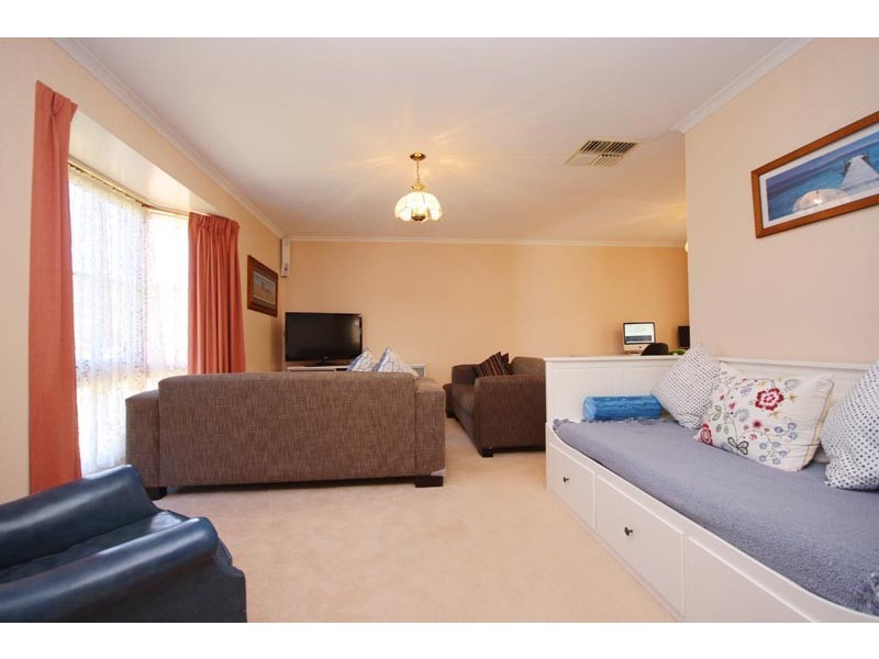 4 Ashmore Place, Onkaparinga Hills SA 5163