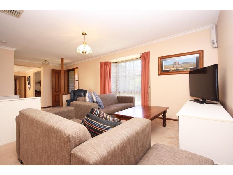 4 Ashmore Place, Onkaparinga Hills SA 5163