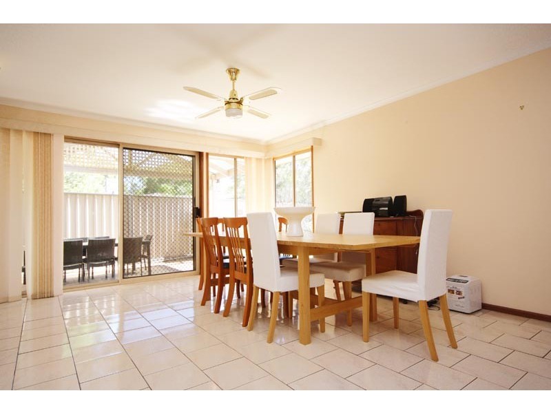 4 Ashmore Place, Onkaparinga Hills SA 5163