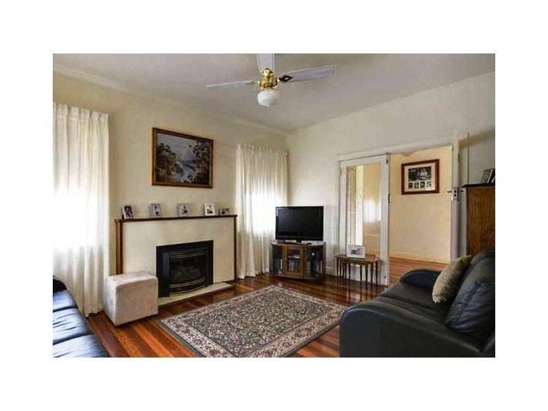 15 Finchley Street, Clovelly Park SA 5042