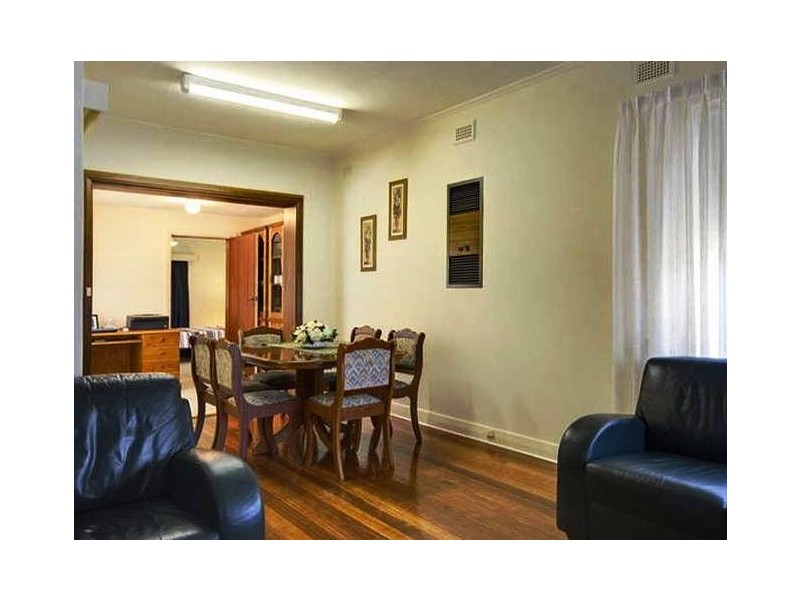 15 Finchley Street, Clovelly Park SA 5042