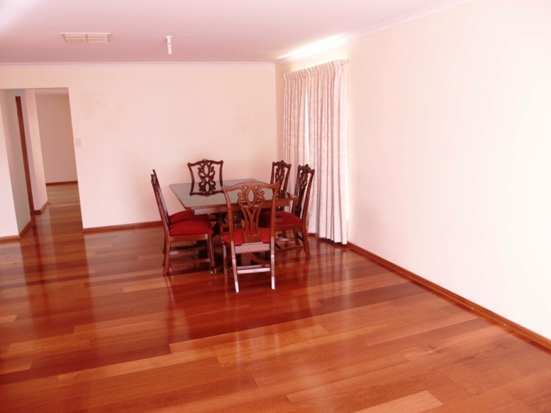 2/12 McGuire Court, Hackham SA 5163