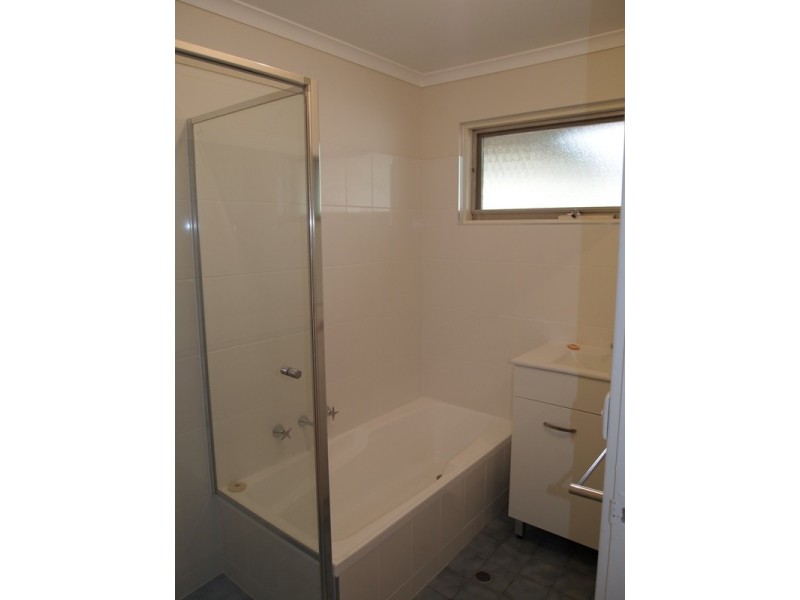 24 Balee Road, Happy Valley SA 5159