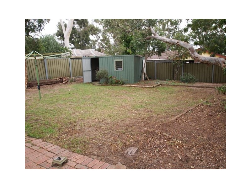 24 Balee Road, Happy Valley SA 5159
