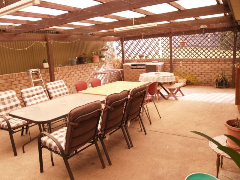 9 George Avenue, Hackham SA 5163