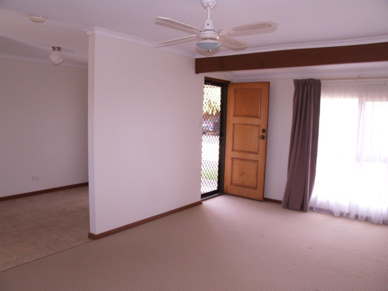 3/72-76 Booth Avenue, Morphett Vale SA 5162