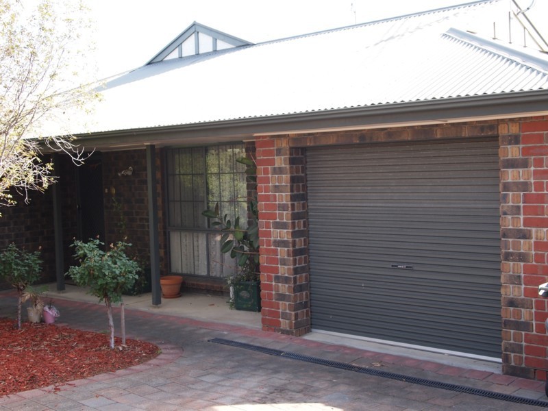 237 Pimpala Road, Woodcroft SA 5162