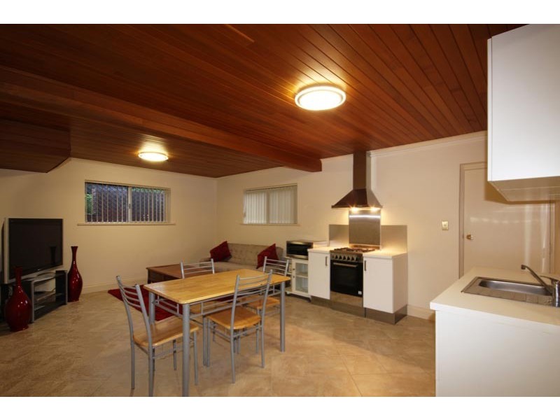 7 Ronald Avenue, Eden Hills SA 5050