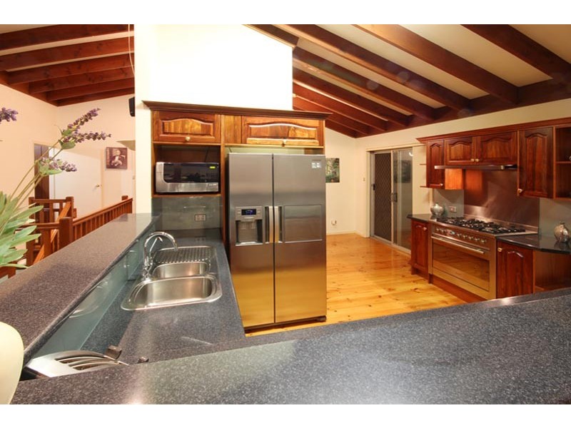 7 Ronald Avenue, Eden Hills SA 5050