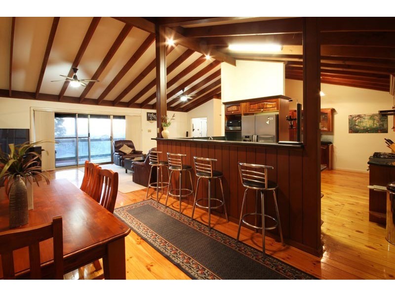 7 Ronald Avenue, Eden Hills SA 5050