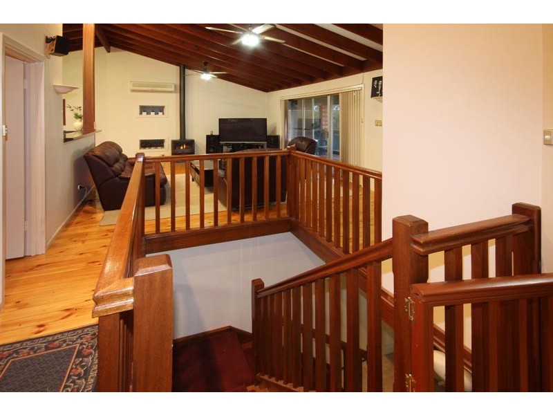 7 Ronald Avenue, Eden Hills SA 5050