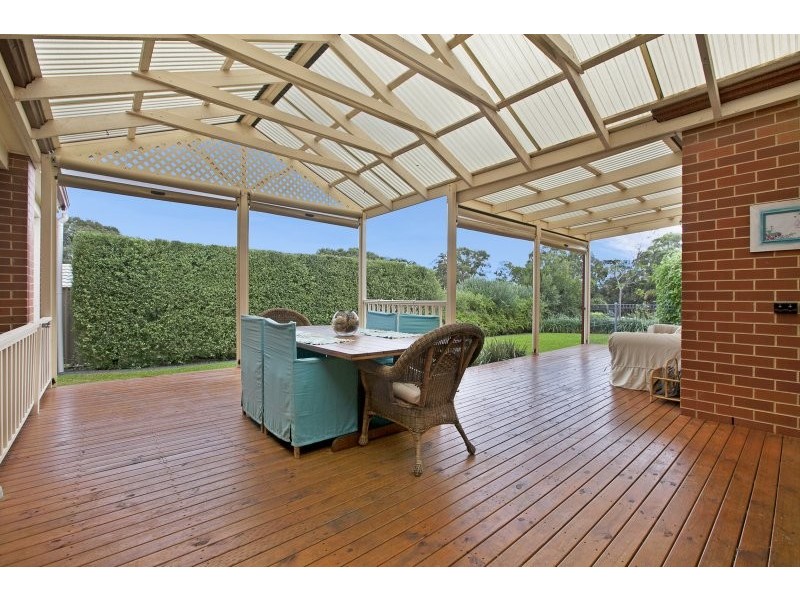 5 Horseshoe Drive, Woodcroft SA 5162