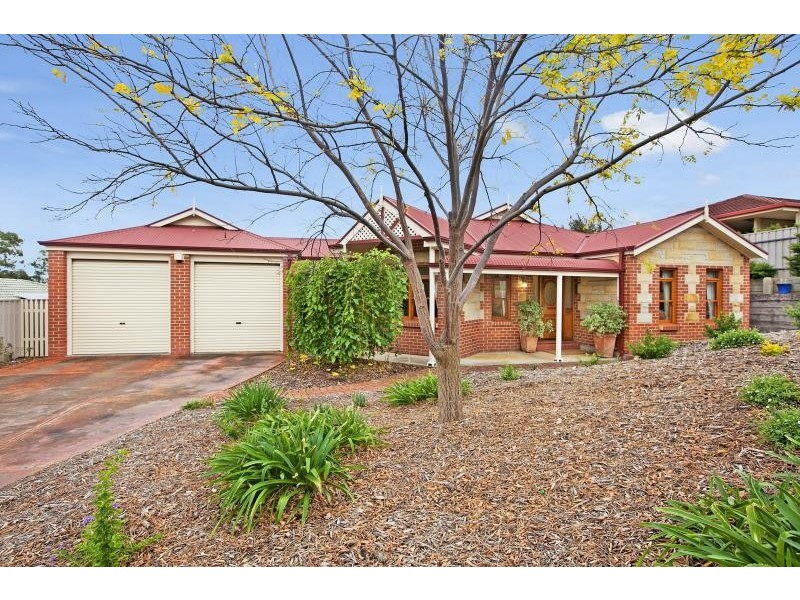 5 Horseshoe Drive, Woodcroft SA 5162