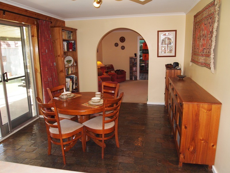 15 Barrdickson Crescent, Happy Valley SA 5159