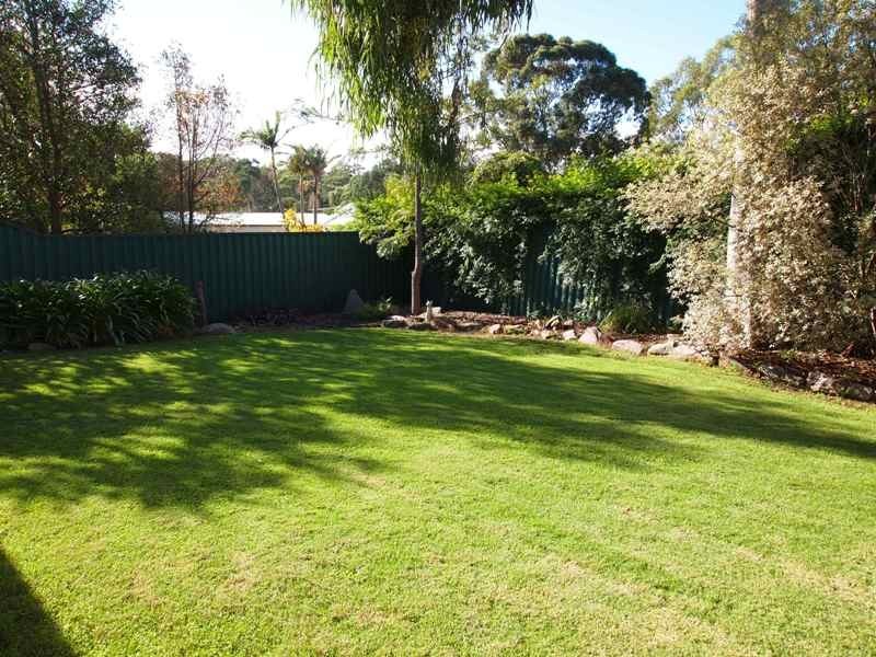 15 Barrdickson Crescent, Happy Valley SA 5159
