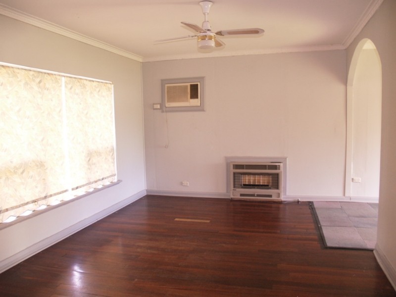 17 Vine Street, Morphett Vale SA 5162