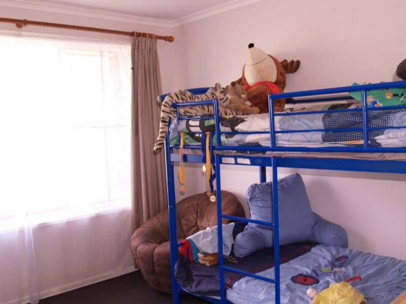 13 Bromley Road, Huntfield Heights SA 5163
