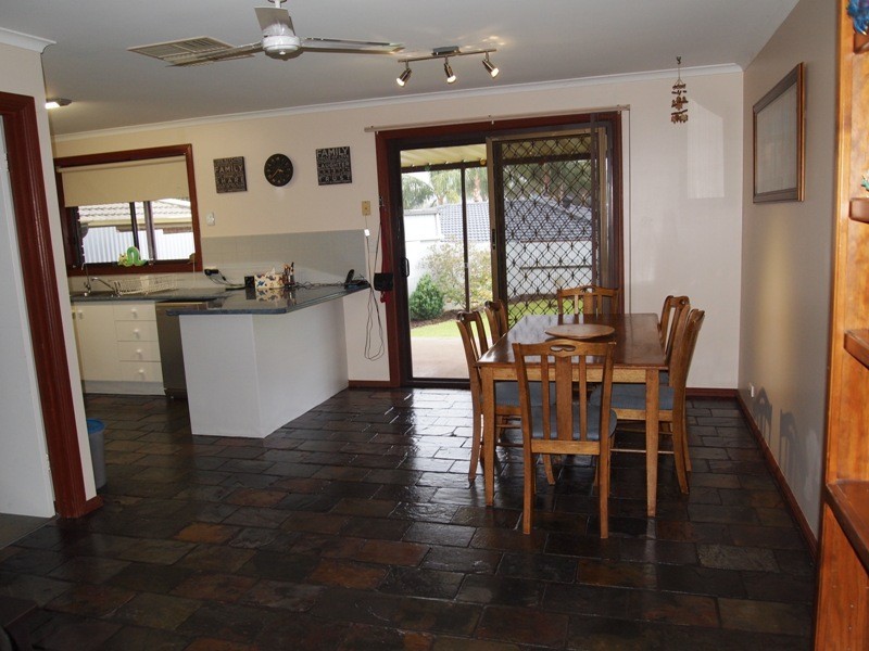 3 Coorumbena Crescent, Morphett Vale SA 5162