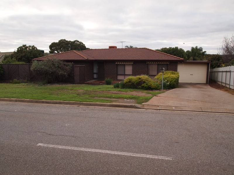 3 Coorumbena Crescent, Morphett Vale SA 5162