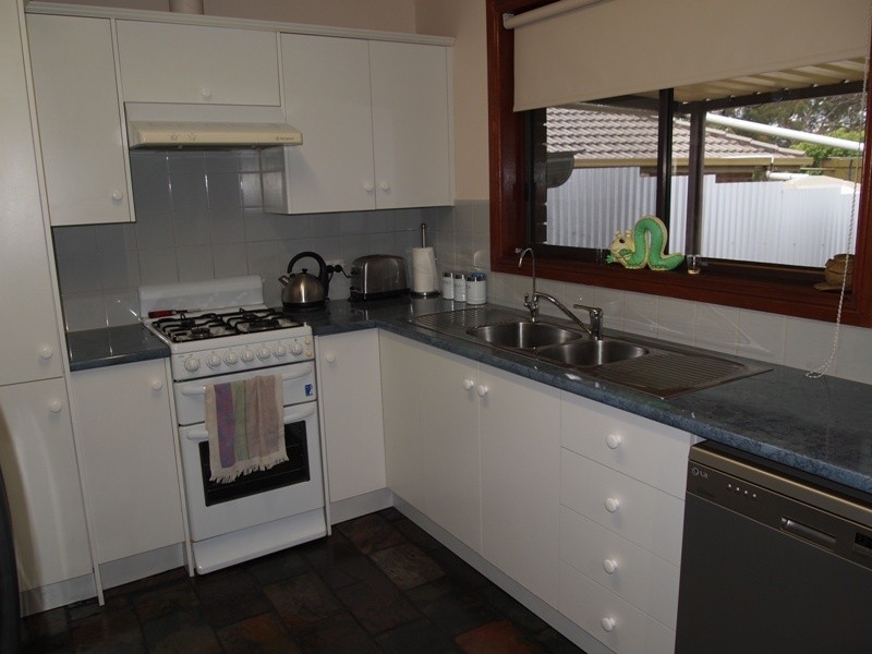 3 Coorumbena Crescent, Morphett Vale SA 5162