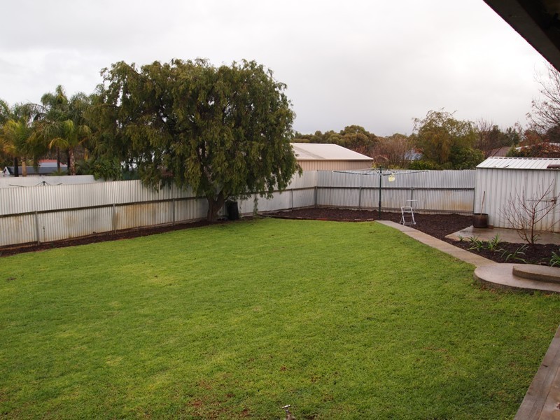 3 Coorumbena Crescent, Morphett Vale SA 5162