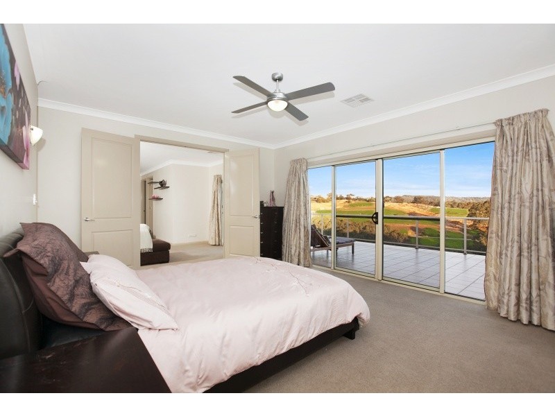 35 Highfield Drive, Craigburn Farm SA 5051