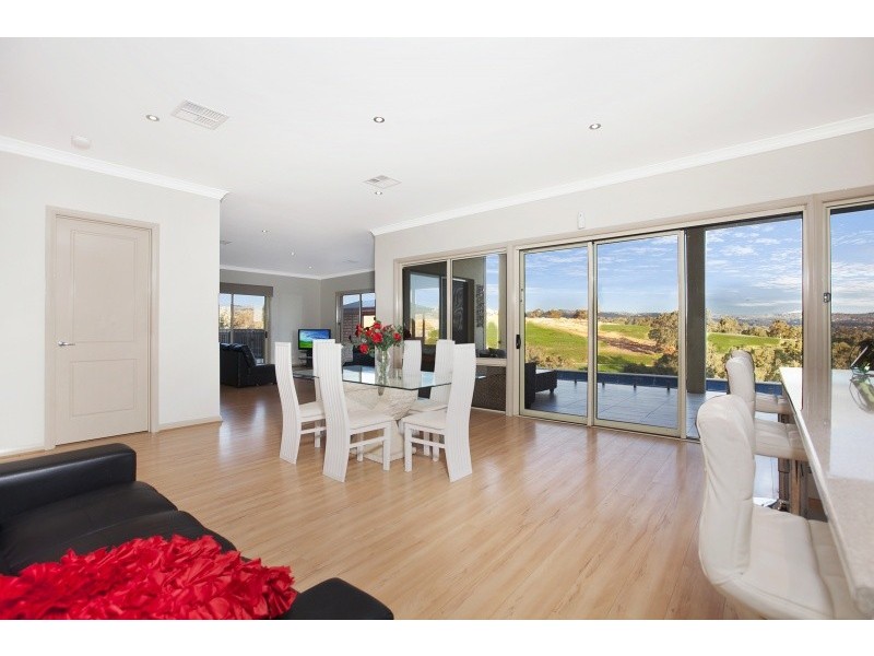 35 Highfield Drive, Craigburn Farm SA 5051