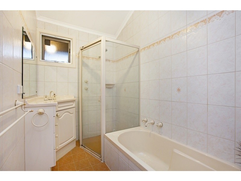 29 Oakridge Rise, Huntfield Heights SA 5163