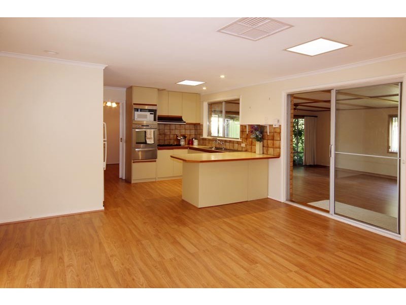 10 Lutana Court, Morphett Vale SA 5162