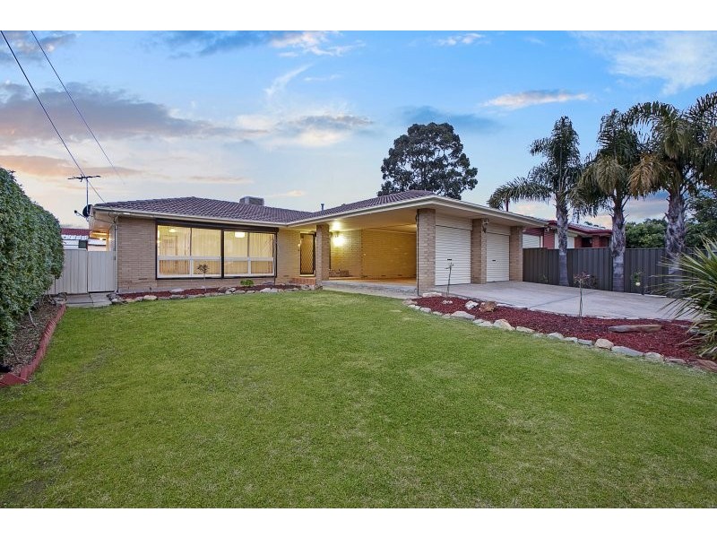18 Burns Court, Morphett Vale SA 5162