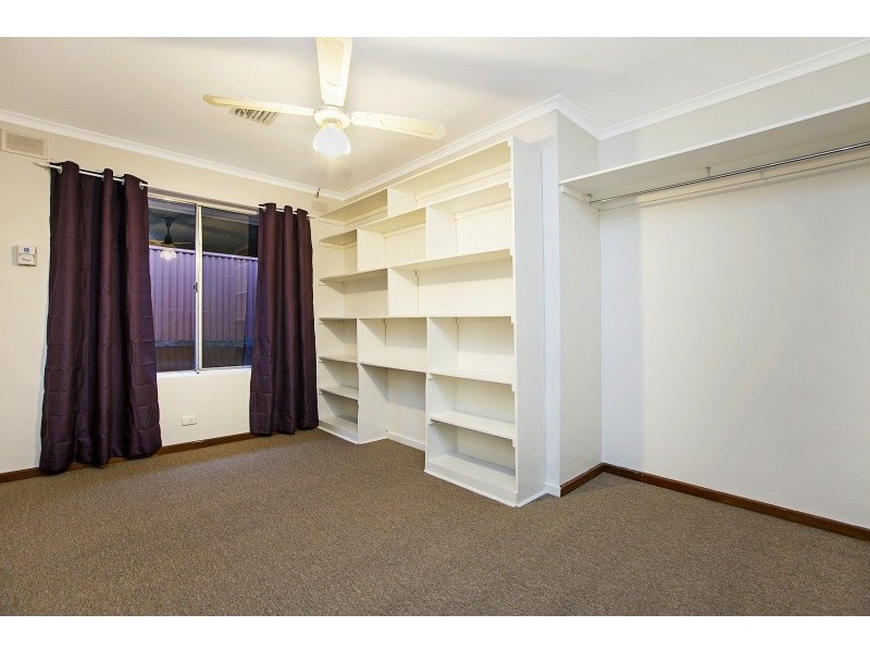 18 Burns Court, Morphett Vale SA 5162